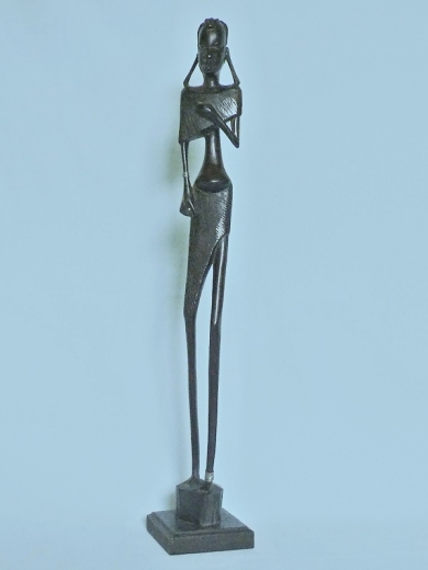 Frau aus Ebenholz